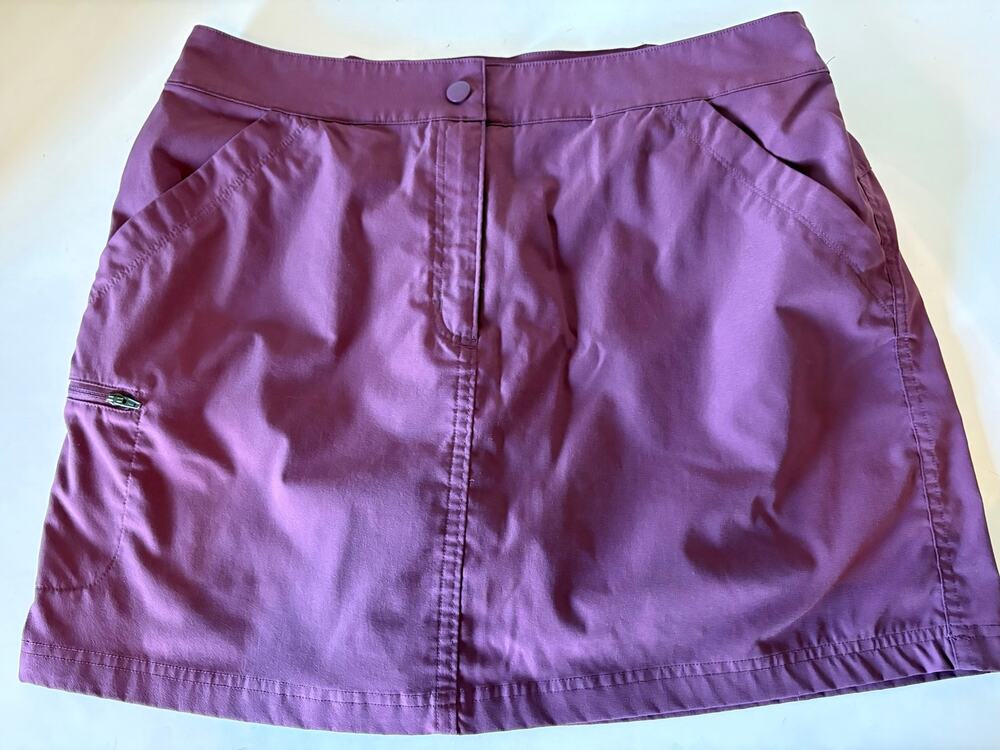 32 Degrees cargo Skort dark rose size large euc
